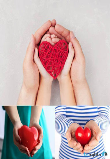 استوک-Red-Hearts-in-Hands
