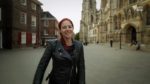اسکرین-شات-Britains-Most-Historic-Towns-Series-1